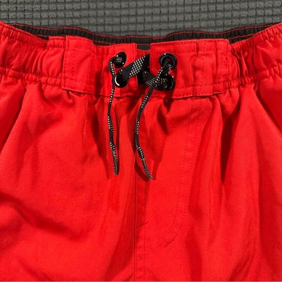 Nike Swim Trunks Mens Small Red Black Athletic Board Shorts Lined - Picture 2 of 7
